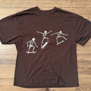 Women’s Oversized Skateboarding Skeleton Tee XS EUC Fifth Sun
